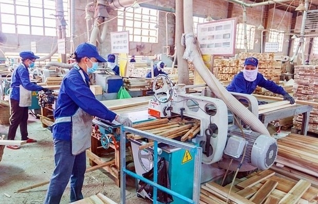 Wood enterprises step up trade promotion due to lack of orders