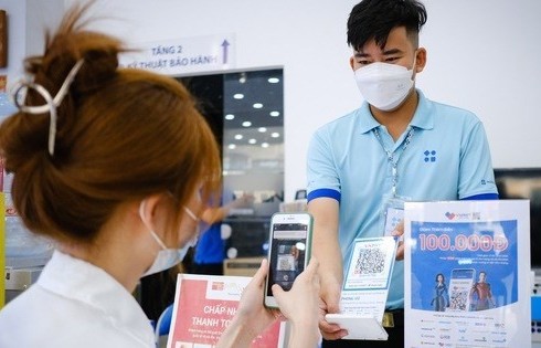 Da Nang promotes non-cash payment in tourism