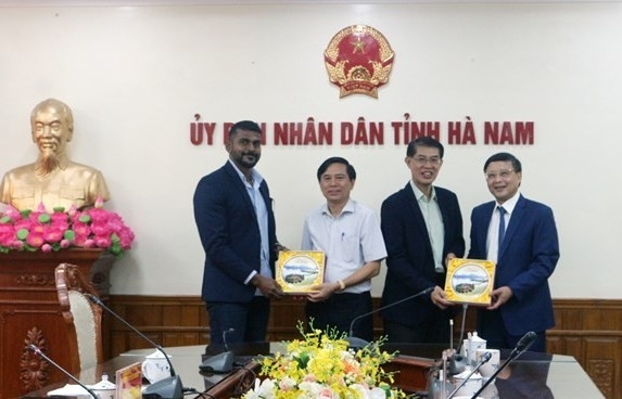 Singaporean firms explore investment opportunities in Ha Nam