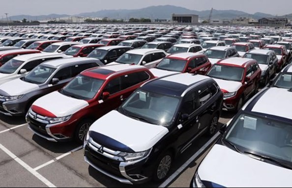 Cars imported from Thailand, Indonesia flood Việt Nam market