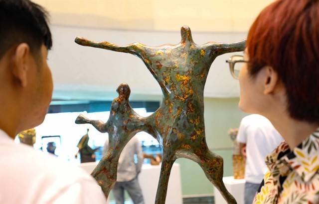 exhibition showcases winners of the national five year sculpture contest