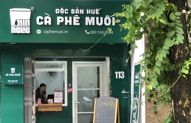 Salt coffee, a Huế delicacy, conquers Hà Nội taste buds