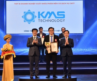 KMS awarded Top 10 digital technology companies in Vietnam
