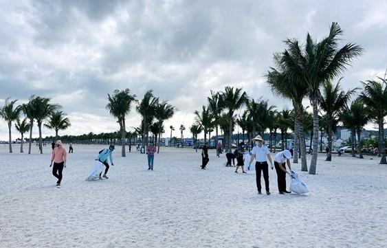 Efforts made for a green Ha Long city
