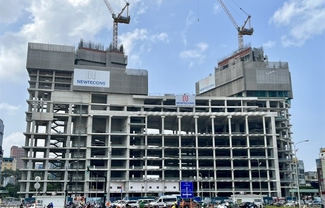 Real estate sector sees surge in corporate bond sales to restructure debt