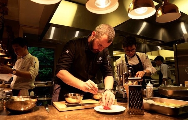 Acclaimed chef uses Vietnamese ingredients to amaze connoisseurs