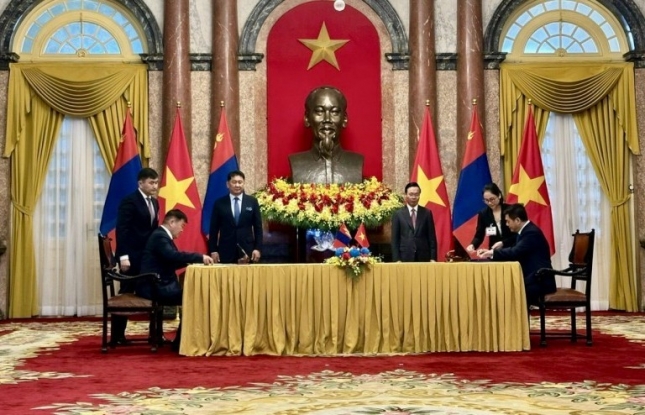 Vietnam, Mongolia sign MoU on sustainable rice trading
