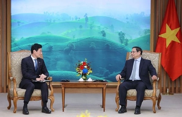 PM Pham Minh Chinh receives Japan’s minister of economy
