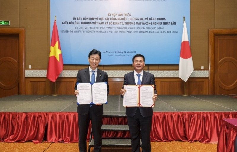 Vietnam, Japan urge industrial, trade & energy cooperation