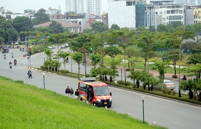 Hà Nội introduces new bus city tour for sightseeing experience