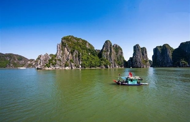 Environmental protection efforts augmented in Ha Long Bay