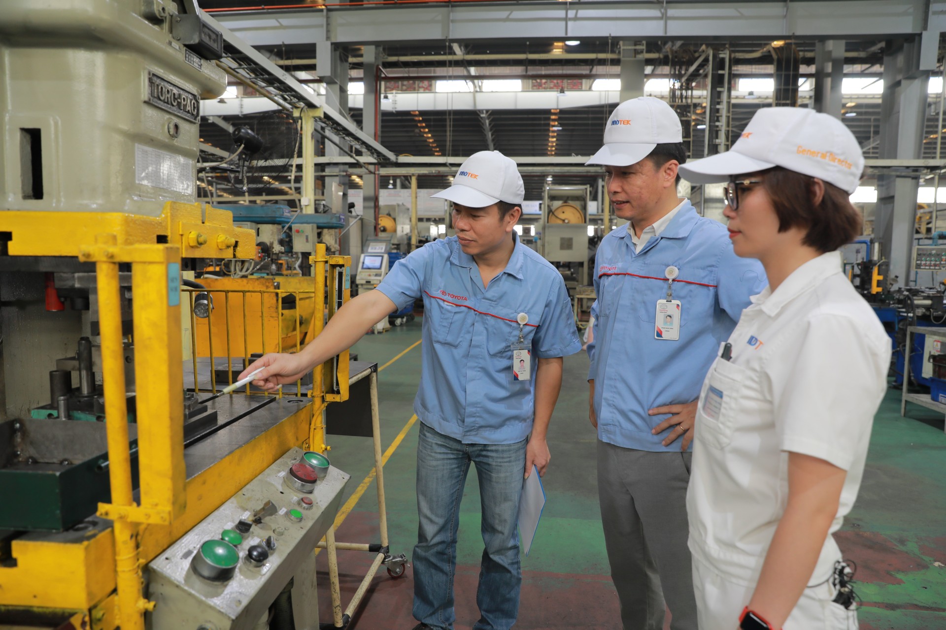 Toyota Vietnam provides support for a supplier