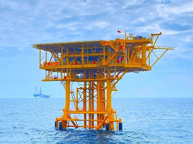 Vietsovpetro successfully builds mini wellhead platform