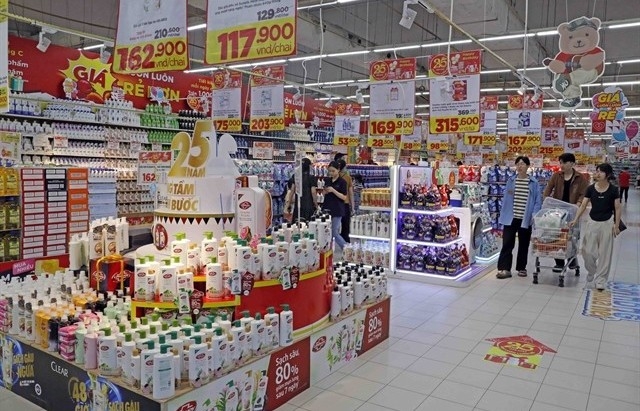 Consumption surge in Tết gives a boost to domestic market growth Experts