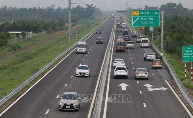 The government has issued a decree regarding the management of motorised vehicles registered abroad and brought into Vietnam by foreign travelers. (Illustrative photo - Source: VNA)