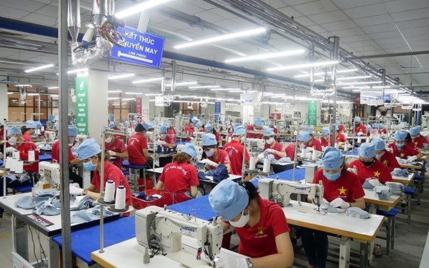 Enterprises have received more export orders but seen no improvement in prices. (Photo: VNA)