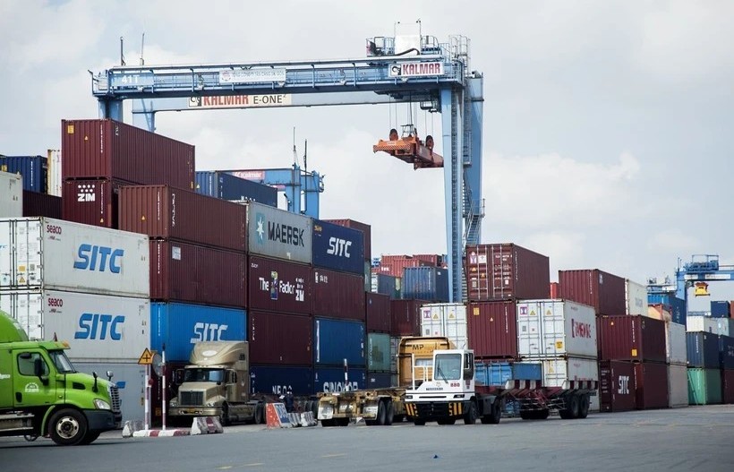 Budget revenue from import-export activities up 13.5%