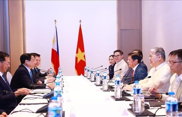 Vietnamese Prime Minister meets with Philippine President in Vientiane