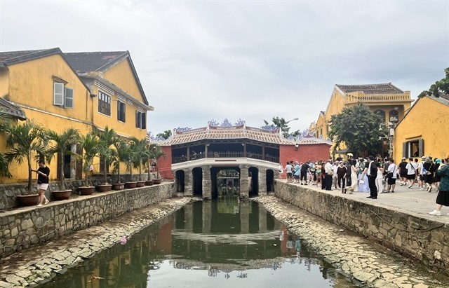 Hội An town to pilot plastic-free streets