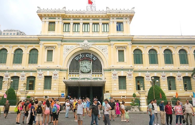 HCM City welcomes over 4.6 million foreign visitors in 10 months