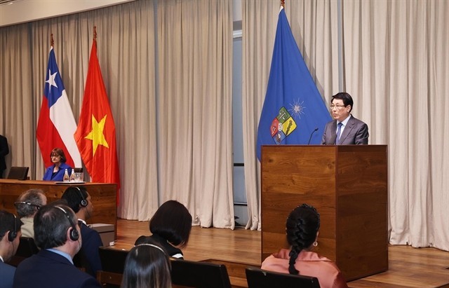 State President delivers policy speech at University of Chile