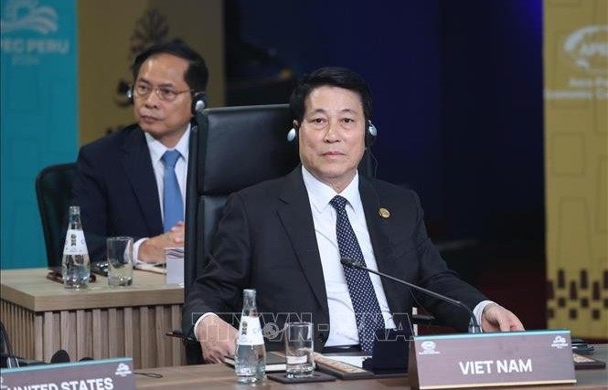 State President meets with leaders of economies at APEC Leaders’ Week