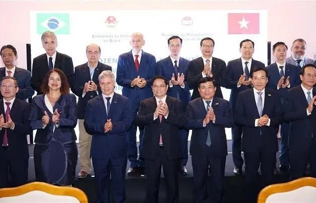 PM attends Vietnam-Brazil business forum ​in Rio de Janeiro