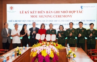 Hà Nội hospital partners with UK charity to provide surgeries for children with facial deformities