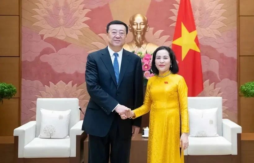 Vietnam enhances collaboration with China’s Xinjiang Uygur Autonomous Region