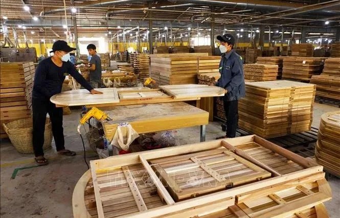 Wood exports poised to exceed target despite market challenges