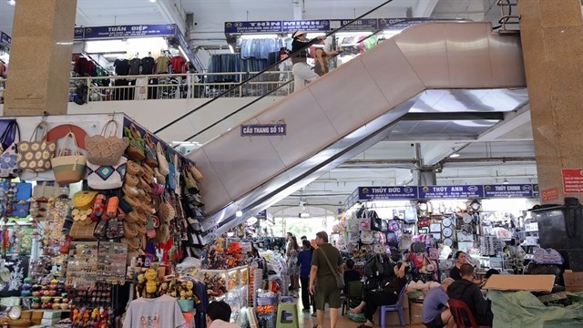 local vibe at wholesale market