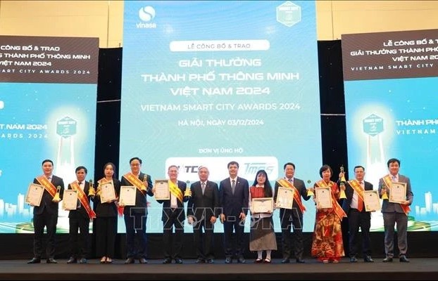 Nineteen initiatives receive Vietnam Smart City Awards 2024