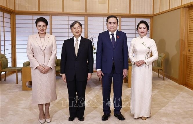 Top Vietnamese legislator meets with Japanese Emperor, Empress