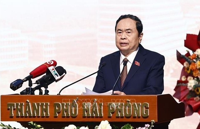 Top legislator urges Hai Phong to complete urban administration model