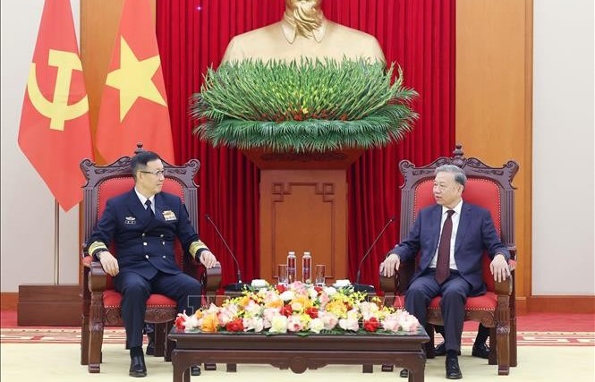 Party chief receives Chinese Minister of Defence