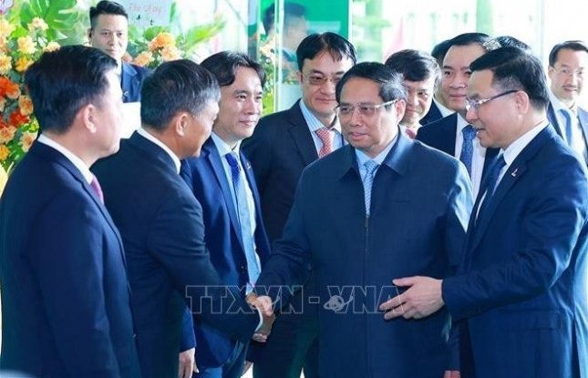 PM urges Petrovietnam to restructure into national industrial-energy group