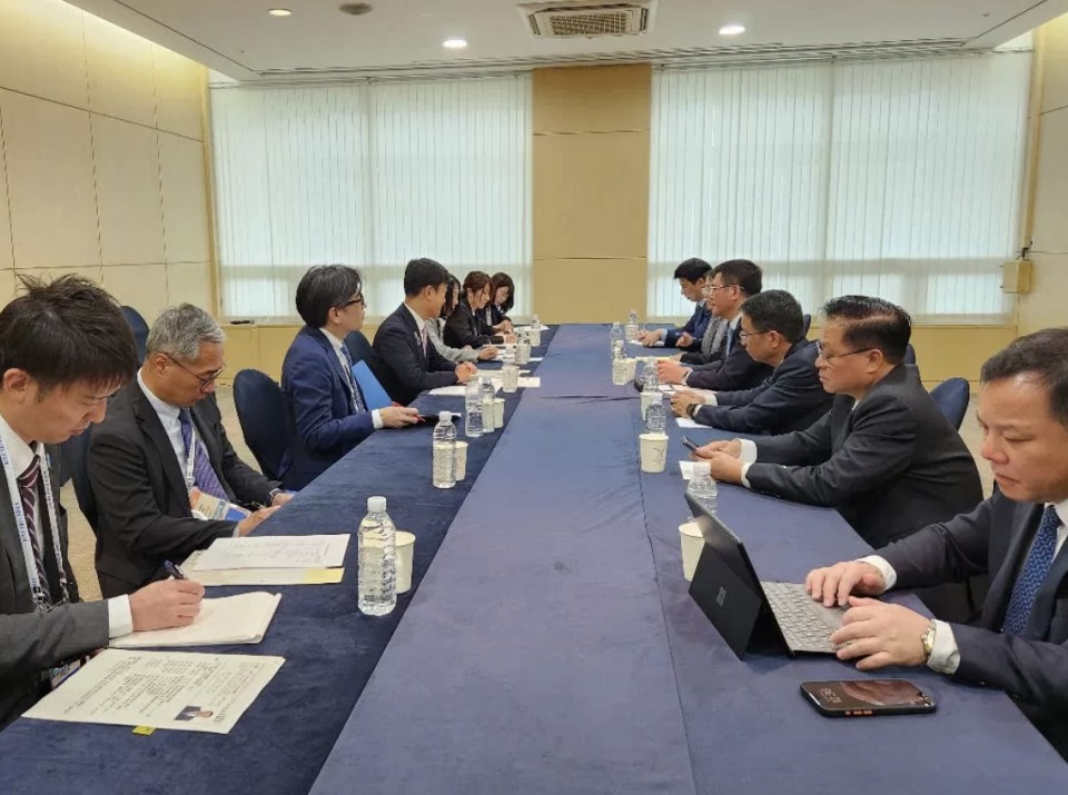 moit leader meets with japanese deputy minister of foreign affairs